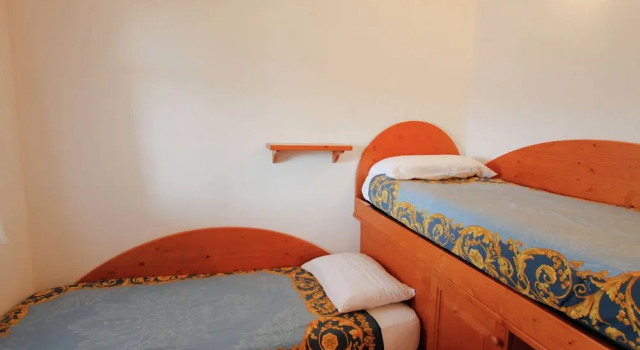 Beautiful Home With Terrace, Located in Nature, Забронировать Отель Отели Мугелло с бассейном, Бассейн