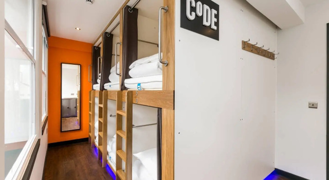 Кровать в общем номере (женский номер) CODE - The Loft, Edinburgh
