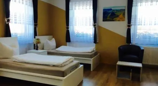 ARB Pension GmbH, Rezervovat Hotel Hotely v Bavorsko s parkováním, Parkování