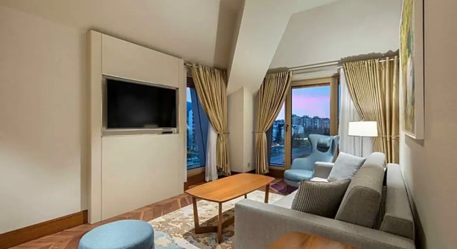 Двухместный люкс Deluxe c 1 комнатой DoubleTree By Hilton Skopje