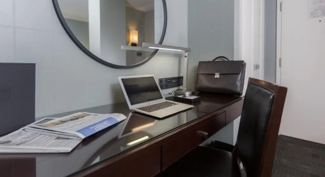 Четырёхместный номер Standard The St. Regis Hotel