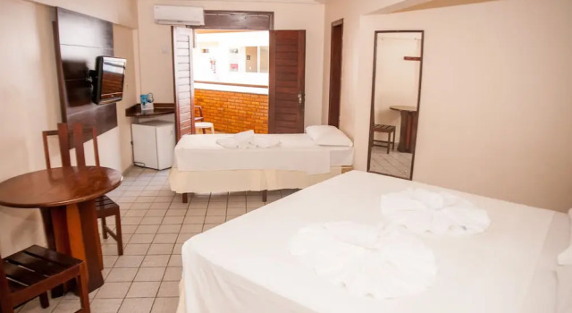 Трёхместный номер Standard с балконом Pizzato Praia Hotel