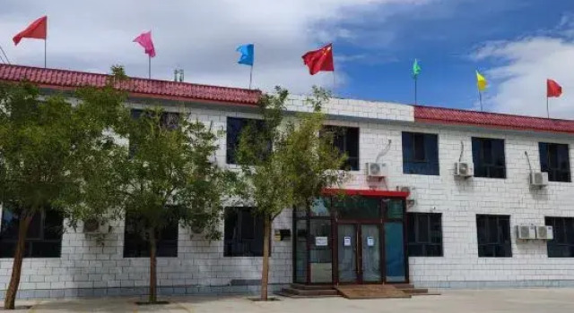 Ejinaqi Luxing Hostel, Buchen Sie Hostel Ejin Banner 