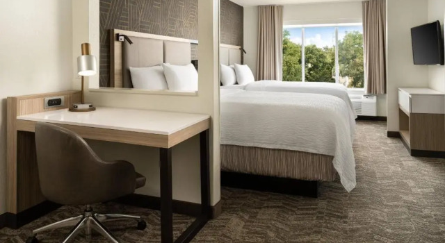 Двухместный люкс SpringHill Suites Dallas Arlington North
