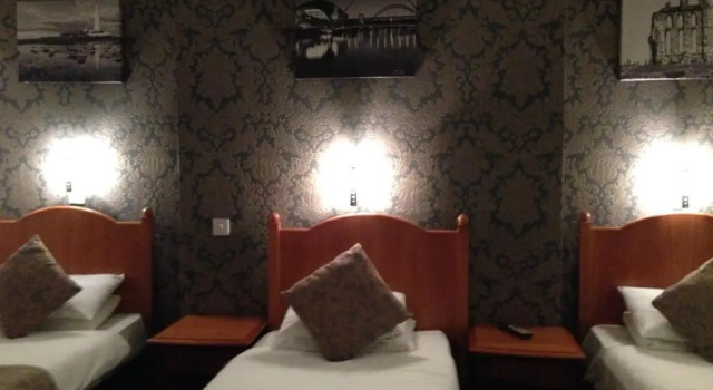 Трёхместный номер Standard Grainger Hotel