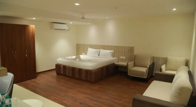 Номер Superior Grand Manor Suites