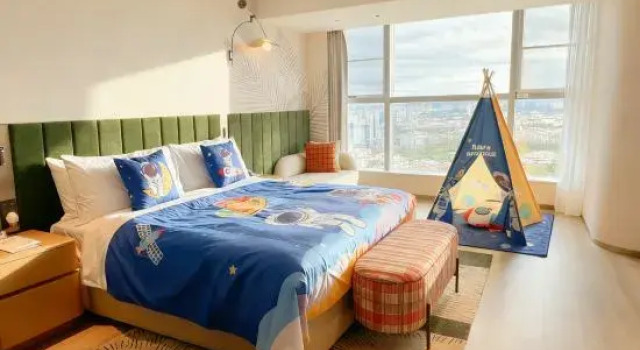 Семейный номер Standard Hilton Garden Inn Kunming Railway Station South