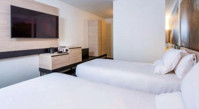 Двухместный номер Classic Novotel Rennes Alma