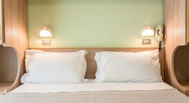 Трёхместный номер Standard с балконом Hotel Kursaal
