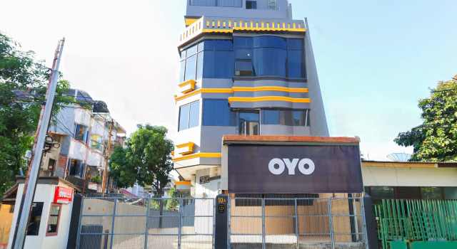 OYO 2308 Seven Season Residence