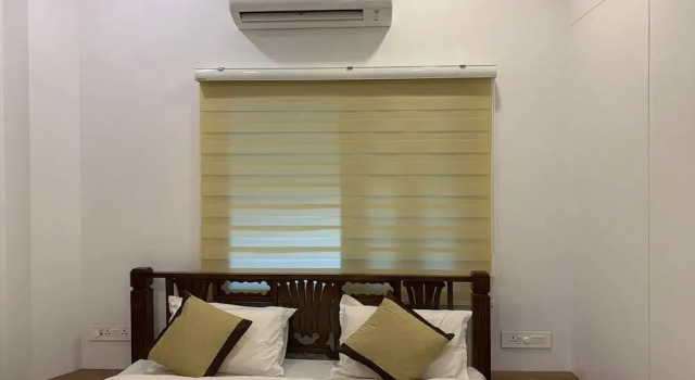 Трёхместный номер Superior c 1 комнатой с балконом и с видом на город Carlton Hotel Mumbai - Behind Taj Mahal Palace Colaba Mumbai