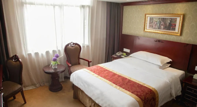 Vienna International Shanghai Pudong Xiupu Road, Varaa Hotelli Pudong Shanghai