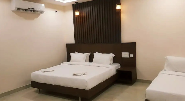 Aabil Palace Business Hotel, Забронировать Отель Отели штата Тамилнада 3 звезды, 3*