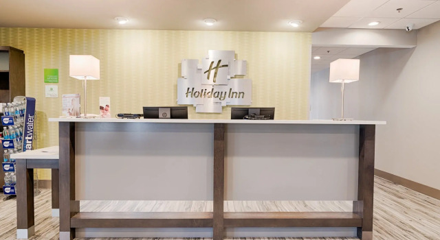 Holiday Inn Knoxville N - Merchant Drive by IHG