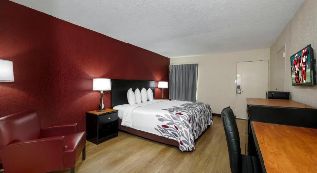 Двухместный номер Superior с видом на бассейн Red Roof Inn Hot Springs