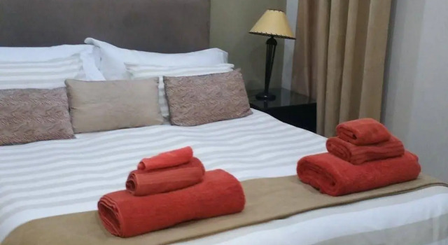 The Munday Bed & Breakfast, Забронировать Отель «постель и завтрак» Бизнес-отели Йоханнесбург, 4* 5*