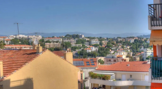 Beau 2 pièces 3 étoiles Vue Mer et Montagnes Garage Privé