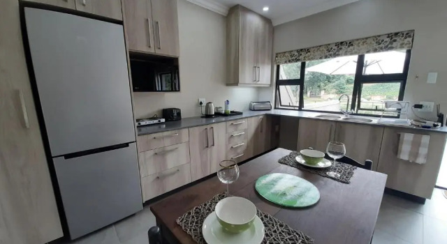 Апартаменты Studio 5 Churchill Lane Apartment