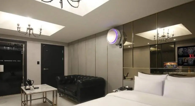 Номер Standard с видом на улицу Newmond Hotel