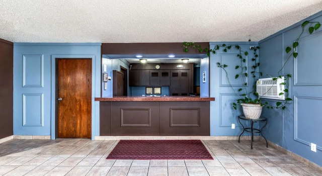 America's Inn & Suites Auburn, Prenota Hotel Auburn Michigan