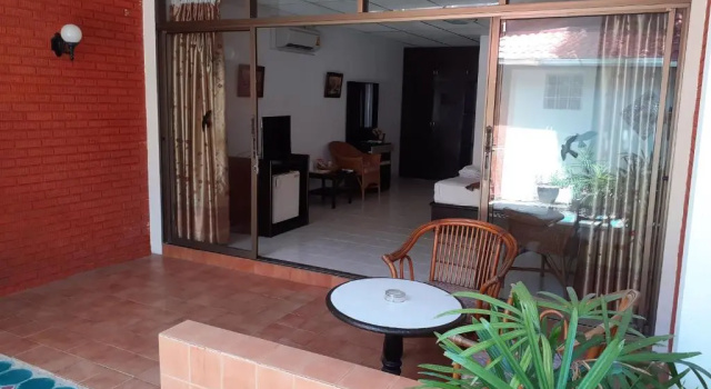 Двухместный номер Superior с балконом Hotel Swiss Garden Patong