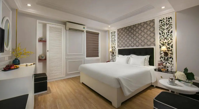 Двухместный номер Premium с видом на город Lavender Central Hotel & Spa Hanoi
