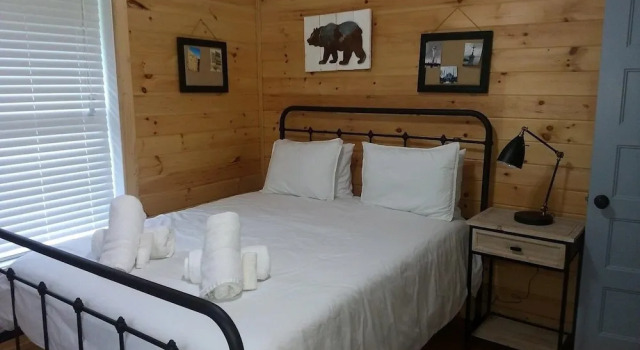 Dillingham Dacha - 2 Br Home, Забронировать Дом для отпуска Виллы Марс-Хилл, Вилла