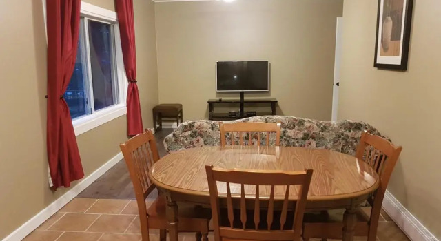 Бунгало с 2 комнатами Malahat Bungalows Motel