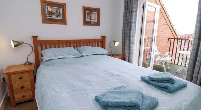 Berry Banks Cottage, Varaa Lomakoti Mökit kohteessa Merseyside, Mökki