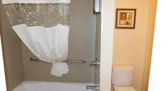 Четырёхместный номер Standard Deer Haven Inn