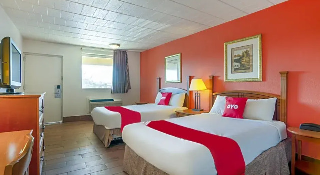 Oyo Hotel Baltimore Hwy 40, Rezerwuj Hotel Baltimore Maryland
