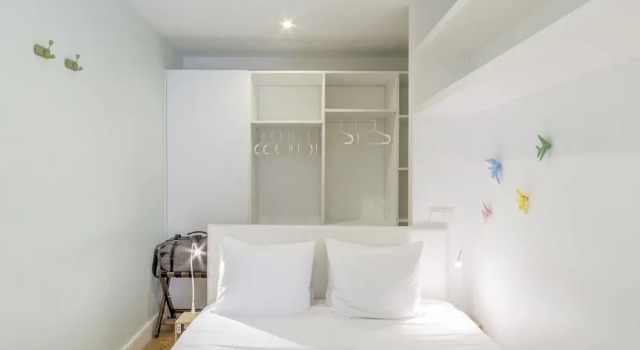 Студия с балконом и с видом на внутренний двор Look At Me - Serviced Lofts & Studios