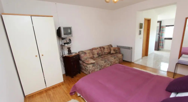 Студия с балконом Apartments Milena