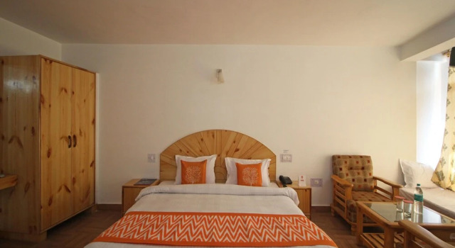 OYO 7625 Hotel Bhrigu