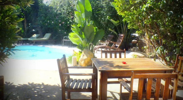 Люкс с видом на сад A Whale of a View Bed & Breakfast