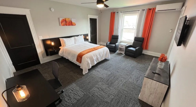 Homestay on Main by Twin Lakes Creamery