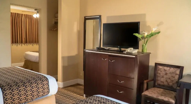 Семейный номер Standard Silver Surf Motel