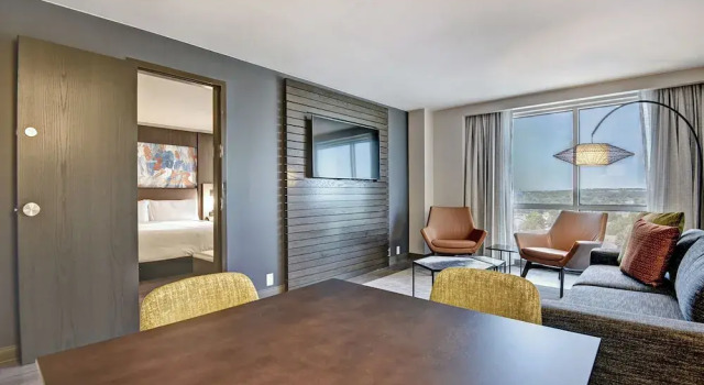 Полулюкс Tulsa Marriott Southern Hills