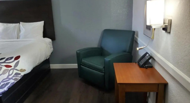 Двухместный номер Standard Budget Host Inn- Medical Center