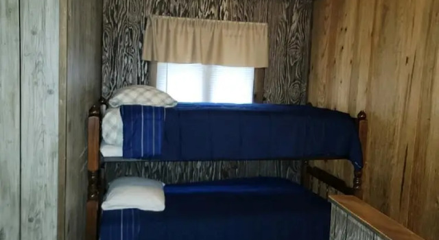 Коттедж Bar M Resort & Campground