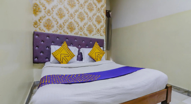 SPOT ON 78138 New Hi-tech Lodge, Rezerwuj Hotel Hajdarabad 