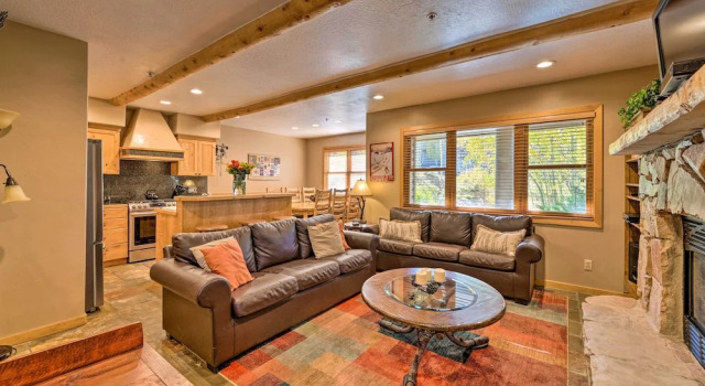 Park City Getaway w/ Hot Tub < 1 Mi to Main Street, Varaa Huoneisto Deer Valley 