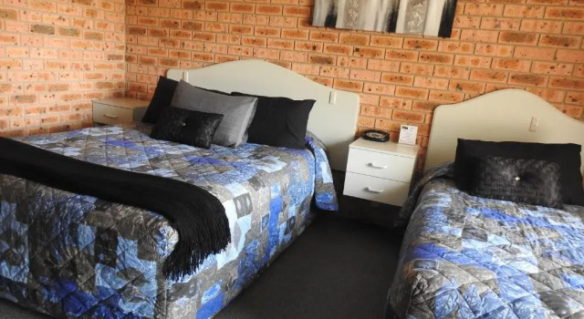 Big Trout Motel, Забронировать Мотель Оберон Новый Южный Уэльс, рядом с Информационный центр для посетителей в Обероне