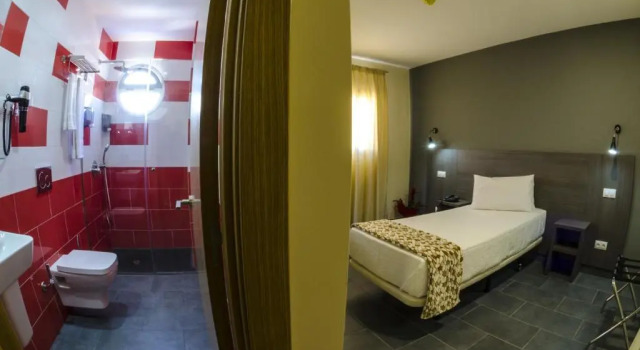 Одноместный номер Deluxe Hotel Puerto Canteras