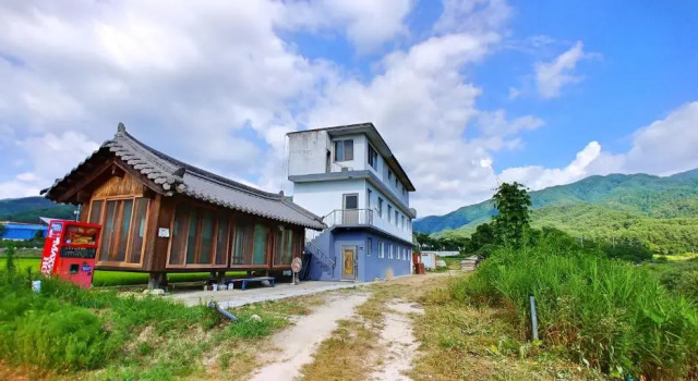 Студия Namwon Hotel