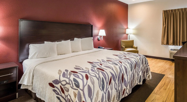 Номер Superior Red Roof Inn St Louis - Troy, IL