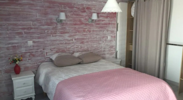 La Maison du Chat Roi. Chambre D'Hote, Забронировать Отель Динь-ле-Бен Route Napoléon