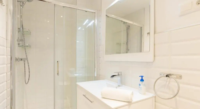 Апартаменты Deluxe Urbe10 Plaza de la Constitucion 1 Bedroom Apartment