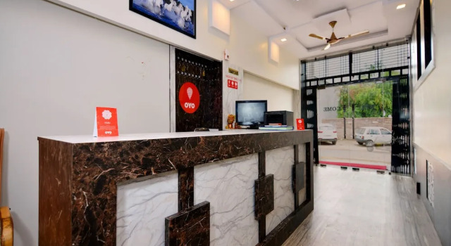 OYO 16577 Hotel Rajshree, Забронировать Отель Отели штата Раджастхана 3 звезды, 3*