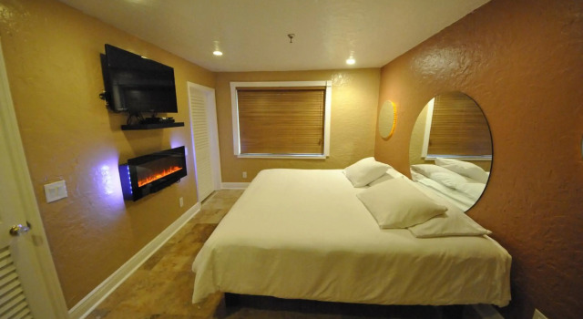 Hyde Park Hotel, Book Hotel Tampa Florida